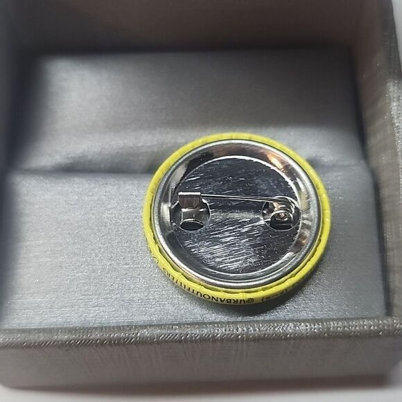 Urban Outfitters So What Button Pin - Picture 2 of 2